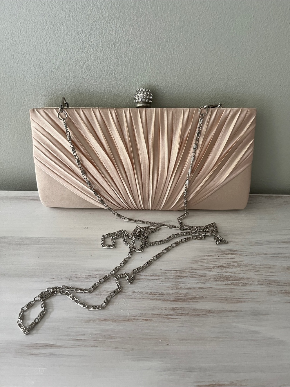 Elegant Satin Pleated Clutch with Chain Shoulder Strap